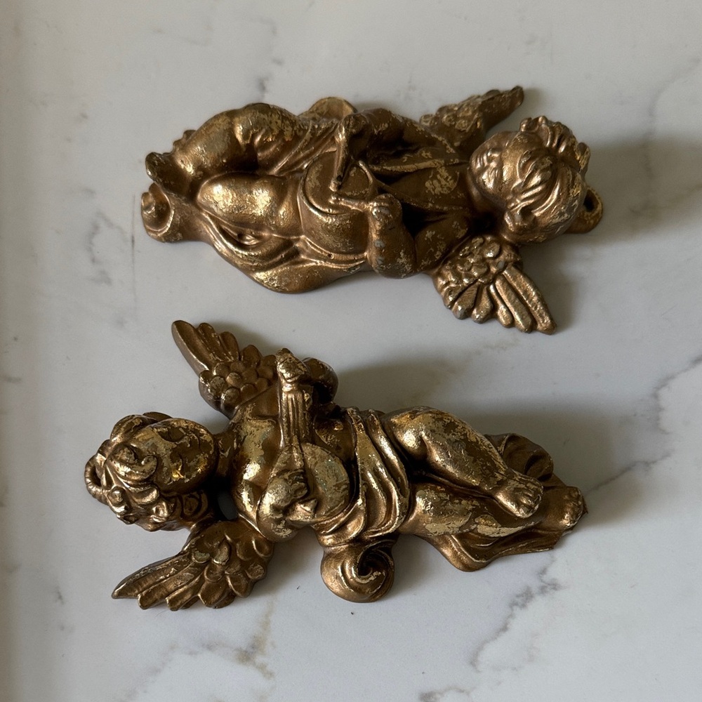 Vintage  Cherub Wall Hangings Set of 2 Made in Korea